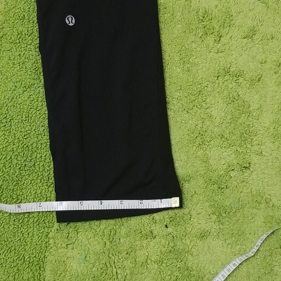 Lululemon Women's Capris Size 4 - Picture 10 of 11